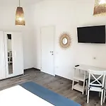 Alojamento de Acomodação e Pequeno-almoço Le Tre Nasse 3*